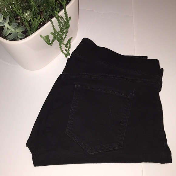 Women’s denim Jeggings Size 16 regular in good condition color black no brand - Picture 2 of 6
